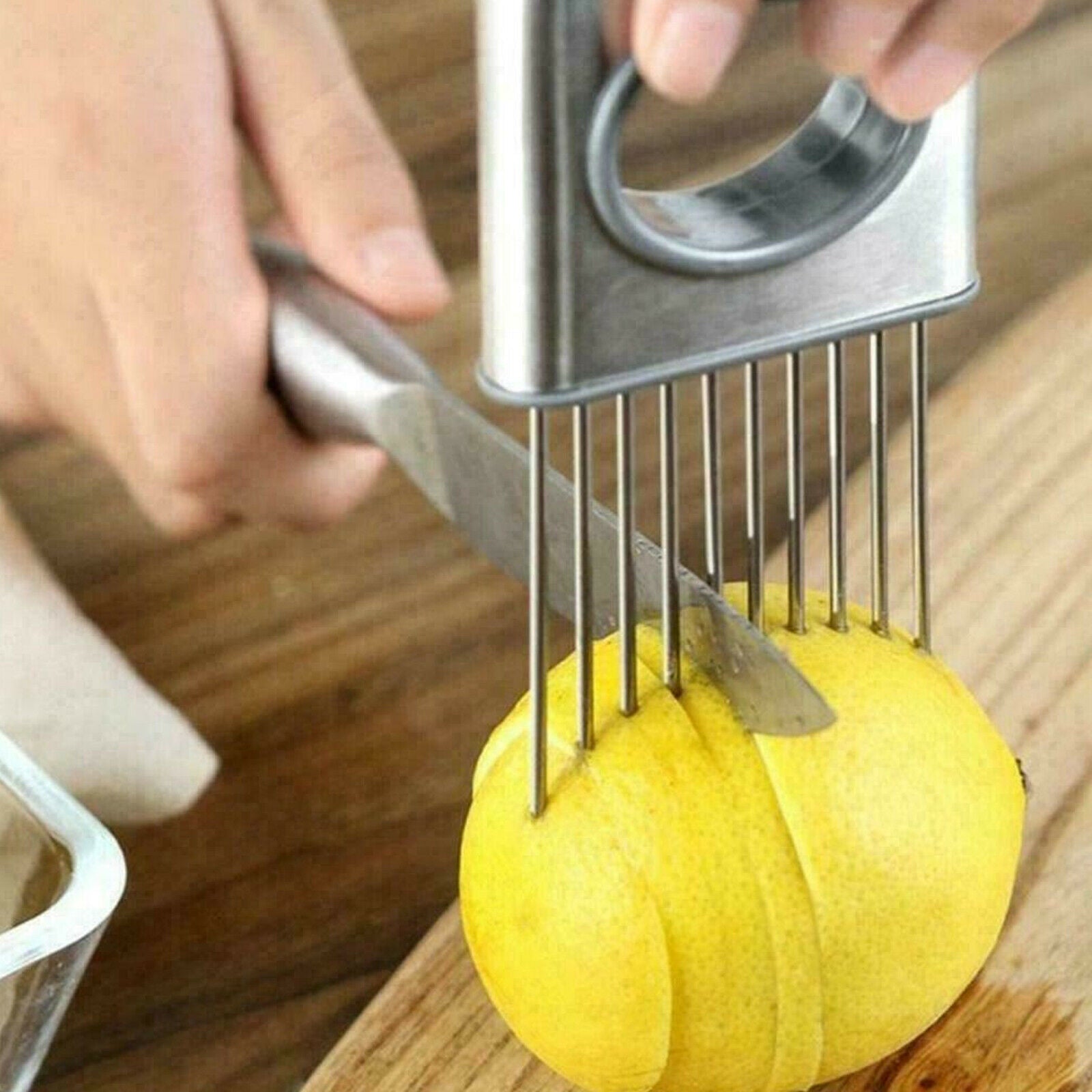 handy onion slicer with vegetable holder