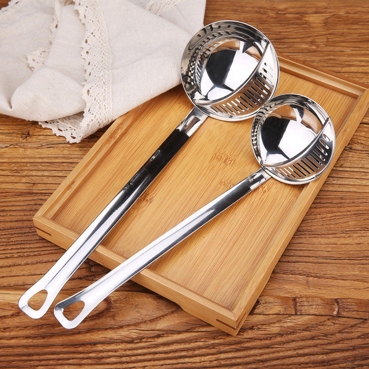 Sleek stainless steel spoons for kitchen use