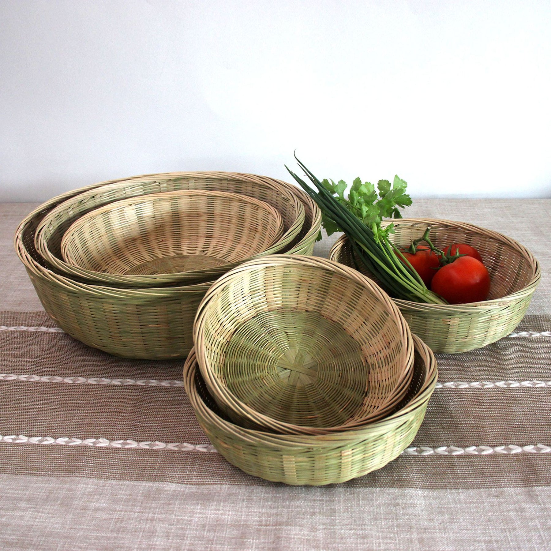 natural bamboo sieve for steamed bun preparation