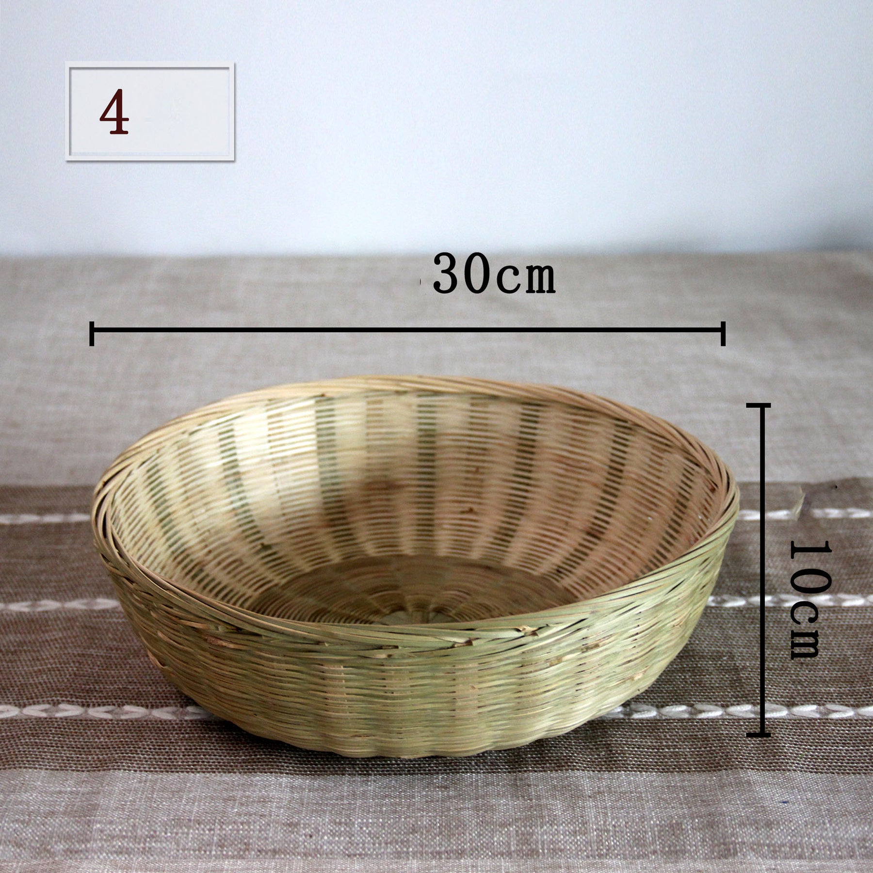 traditional woven bamboo sieve for steamed buns